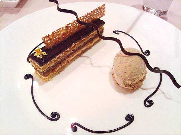 201209262339-1.jpg