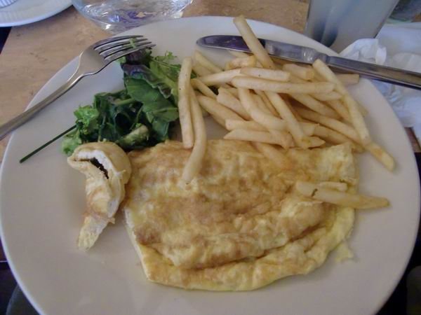 2011-9-ED-lunch2.JPG