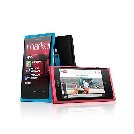 Nokia Lumia 800 結合引人注目的設計、鮮明的色彩.jpg