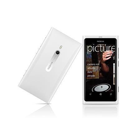 簡約時尚的代表Lumia 800搭載Windows Phone 7.5作業系統