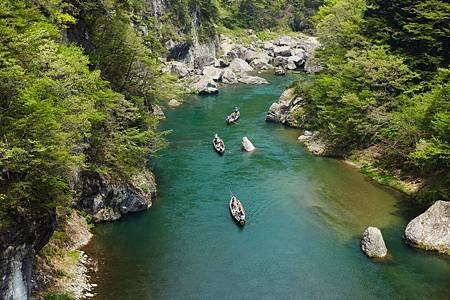 圖5：鬼怒川溫泉壯觀的美景，讓觀光遊客絡繹不絕.jpg