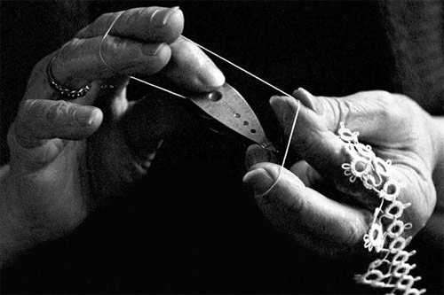 Tatting-Lace-2.jpg