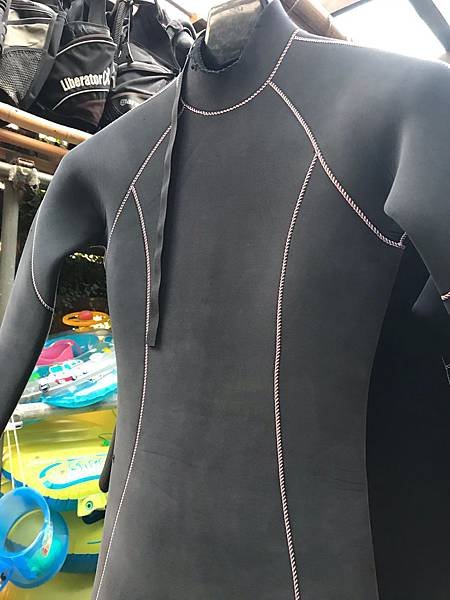 Wetsuit.jpg