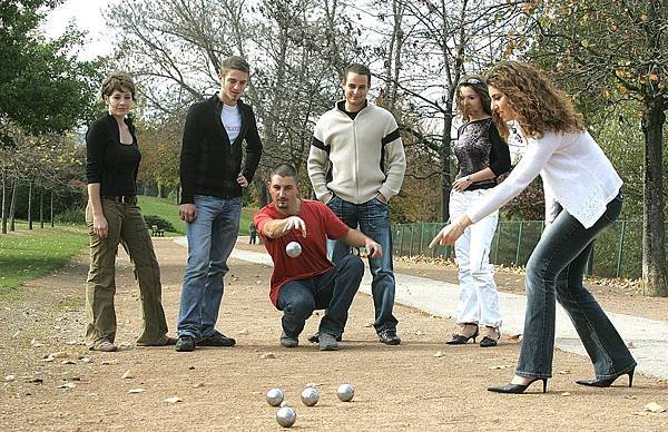 6. petanque friends