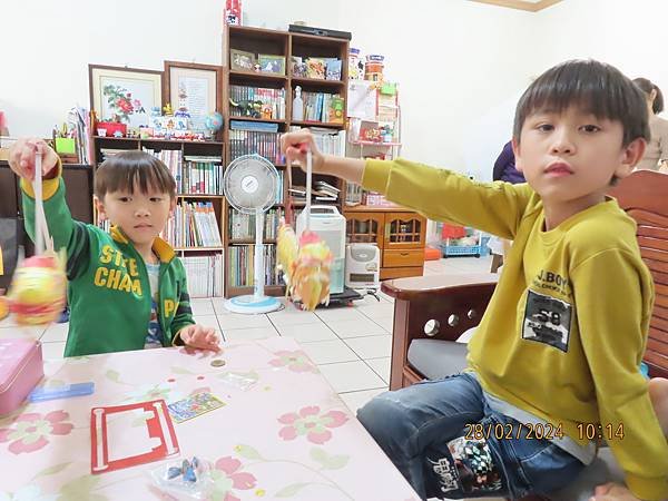 寶貝成長日記(六百七十九)家族聚餐，在我家