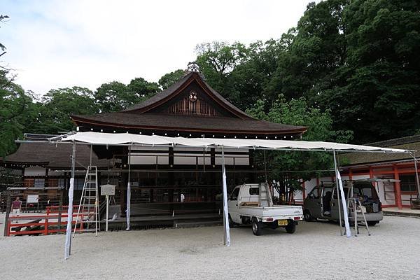 橋殿