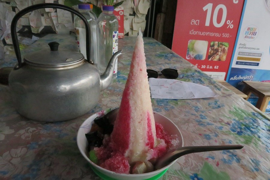 ขนมหวานช้างม่อย