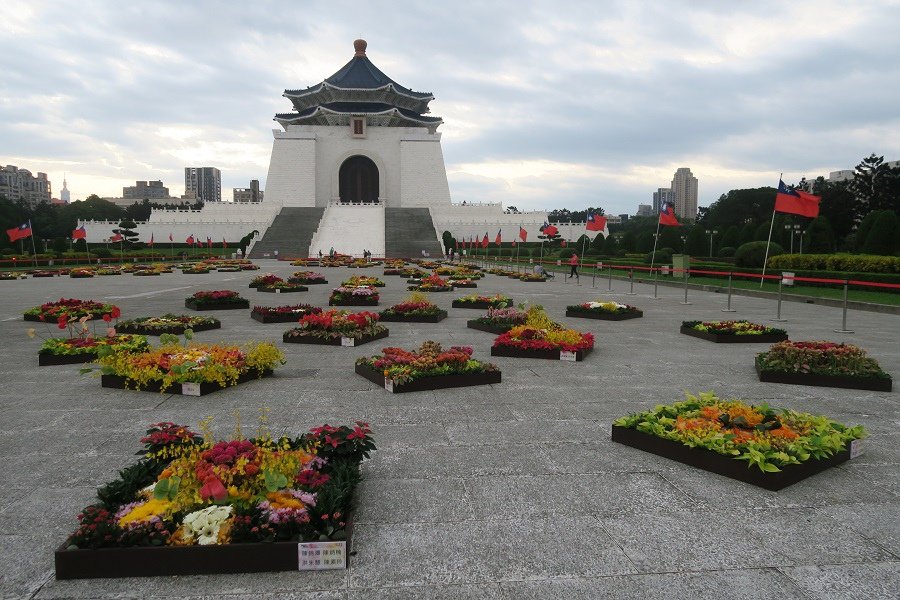 中正紀念堂民主大道