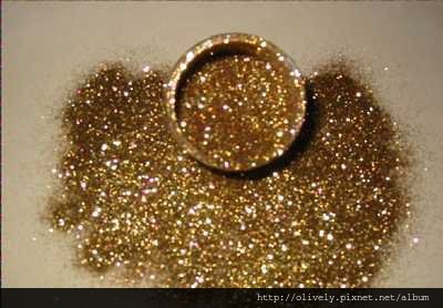 big_gold glitter