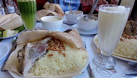 約旦國菜Mansaf-優格羊肉抓飯