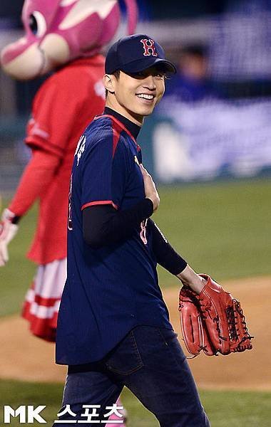image_readtop_2012_716509_1351761697766652