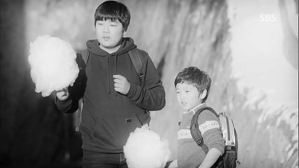(130220.SBS.그 겨울, 바람이 분다.E04.HDTV.EXTRA.ts)[00.51.12.135]
