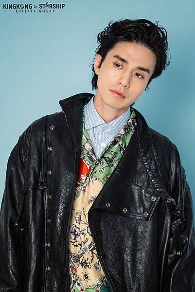 190911_이동욱_화보_에스콰이어_030_작업.jpg