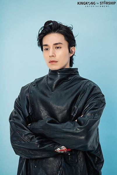 190911_이동욱_화보_에스콰이어_039_작업.jpg