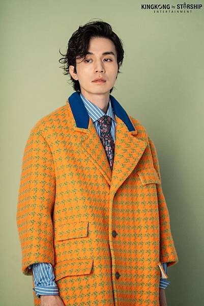 190911_이동욱_화보_에스콰이어_088_작업.jpg