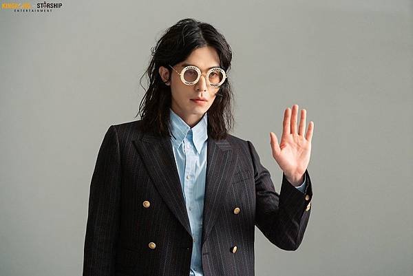 이동욱_(15).jpg