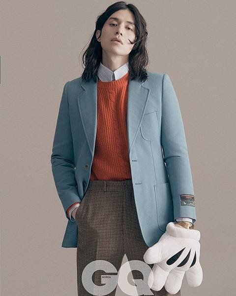 이동욱_GQ_(3).jpg
