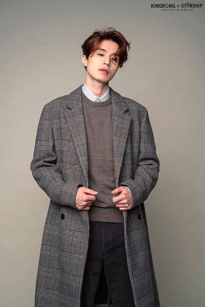 200824_이동욱_화보_퍼스트룩_121_작업.jpg