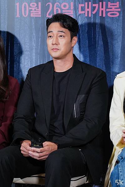 05_팬터뷰.jpg
