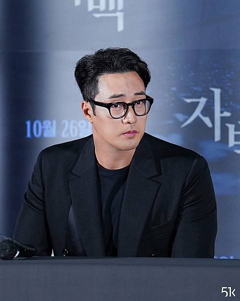 언론시사회01.jpg