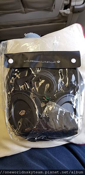 EARPHONES.jpg