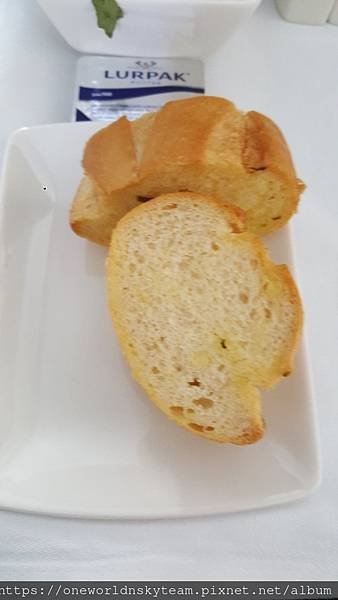 BREAD.jpg