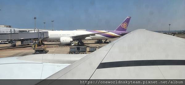 國泰台港線服務 TPE-HKG routing in Cat