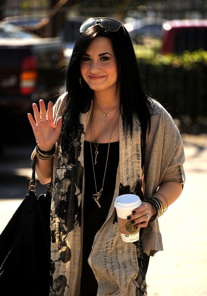 110128 Demi Lovato