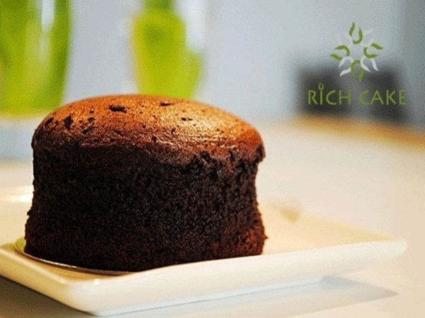 rich cake