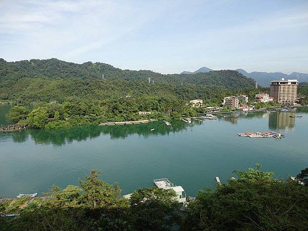 日月潭教師會館11早上湖景2中