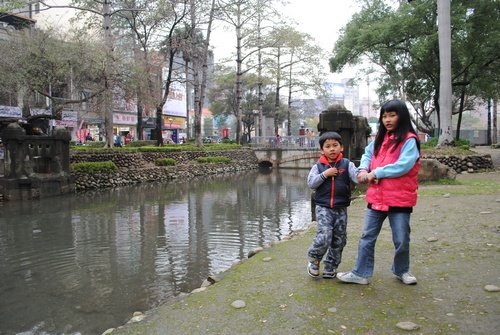 新竹市區信義街旁的漂亮公園