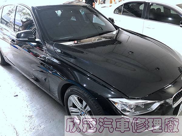 BMW F30 320i - B48引擎水泵浦漏水、B48機