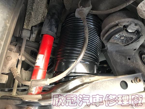 BENZ S212 E200 - 後避震器塌陷、後避震器氣囊