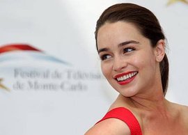 emilia-clarke-monte-carlo-game-of-thrones-2011-9.jpg