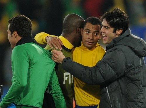 44bb2e95cef91d945d91cd086e3fa031-getty-fbl-wc2010-match54-bra-chi.jpg