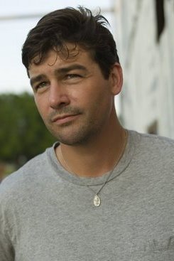 Kyle Chandler.jpg