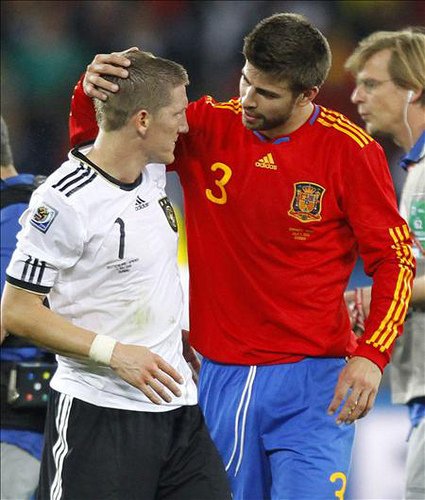 Piquenbauer-gerard-pique-13780217-425-500.jpg