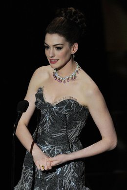 Anne+Hathaway+83rd+Annual+Academy+Awards+Show+zKkxJqVTMMFl.jpg