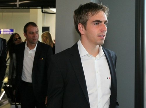 e163adab420d82fc862537db9309049e-getty-fbl-wc2010-ger-arrival-frankfurt-lahm.jpg