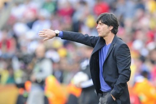 b56ba3f24b9be11dabfe1b325c39a364-getty-correction-fbl-wc2010-match51-ger-eng.jpg