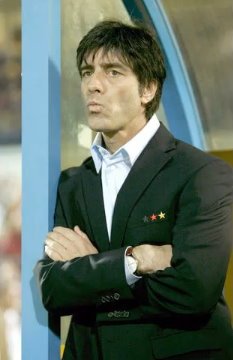 LOEW (7).jpg