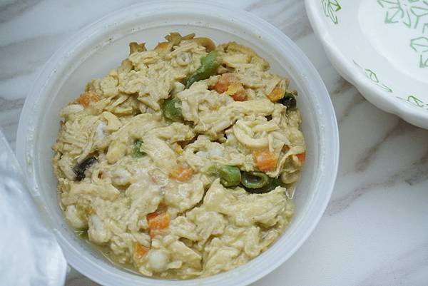 【成犬濕糧推薦】即開即食~【Cesar®西莎®鮮肉主食碗】 