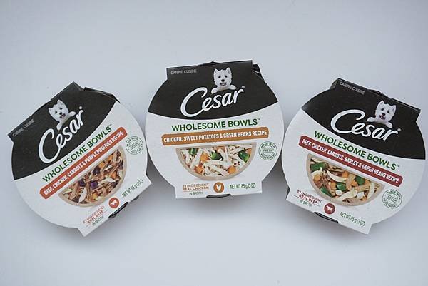 【成犬飼料推薦】即開即食~Cesar 西莎鮮肉主食碗 ♥ 真