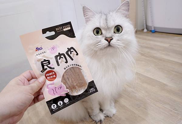 【貓咪零食推薦】適口性超棒! 專為貓咪設計的零食 ♥ 美味Q