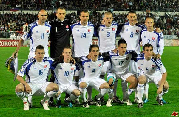 soccer-wcup-group-f-slovakia-2010-4-3-3-41-0.jpg