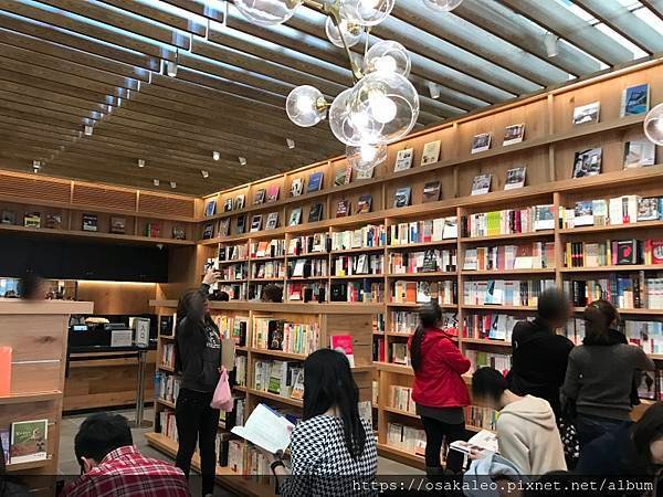 蔦屋書店 TSUTAYA BOOKSTORE 信義店 WIR