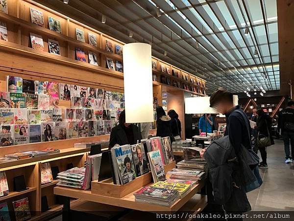 蔦屋書店 TSUTAYA BOOKSTORE 信義店 WIR