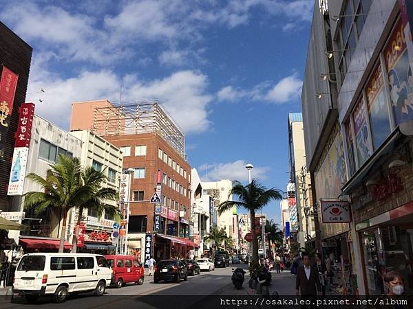 14大阪沖繩D7.3 國際通 塩屋 雪塩霜淇淋 可撒上各種口