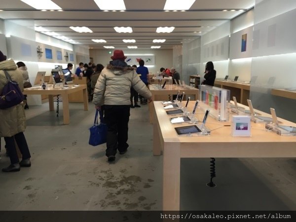 2015冬日本D7.1 APPLE STORE札幌店、麥當勞