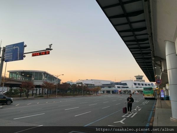 【18釜山】釜山航空 桃園機場→釜山機場